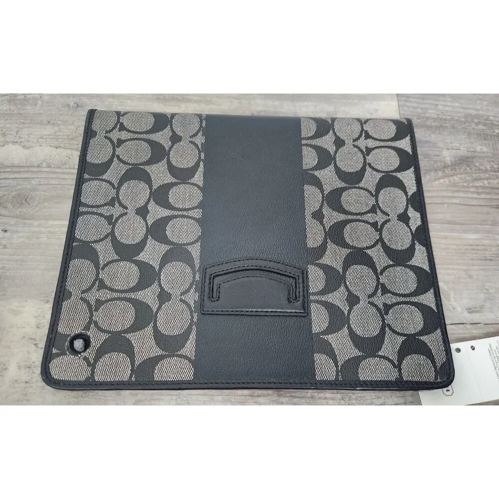 Coach Signature Print Grey Black HTS Ipod Case NWT